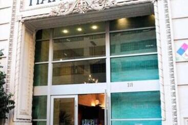 هتل آپارتمان The Haas, Trademark Collection By Wyndham