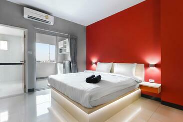 בית מלון כפרי Fullroom 77 Srinakarin