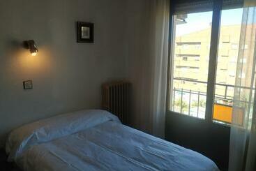 فندق صغير Hostal Agripino Y Restaurante Asiático