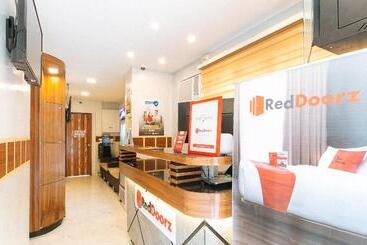 Hotel Reddoorz @ Piy Margal Sampaloc Manila