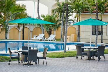 هتل Club Maeva Miramar Tampico