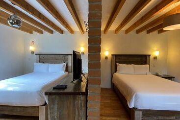 هتل Hacienda Soltepec Suites Campo De Golf