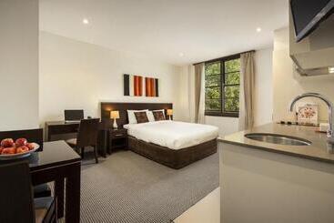 فندق Quest Canberra