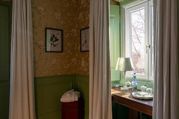 Rosegarden House by Unlock Hotels