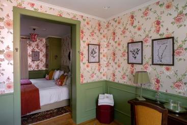 Rosegarden House by Unlock Hotels
