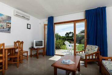 Apartamentos Leo