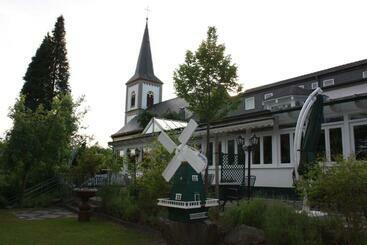 酒店 Aggertal Zur Alten Linde