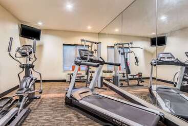 هتل Comfort Inn & Suites Chattanooga West Lookout Mountain