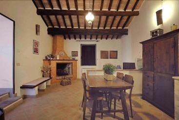 Agriturismo Borgo Laurice