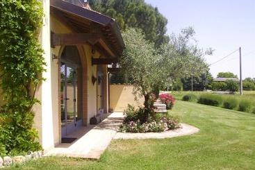 Agriturismo Borgo Laurice