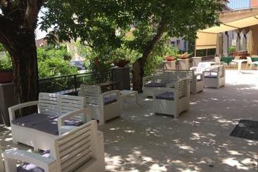 مسافرخانه Mediterraneo