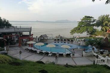 Banburee Resort And Spa
