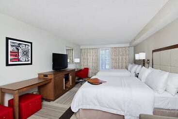 هتل Hampton Inn Salem, Va