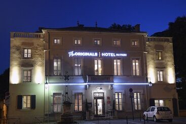 בית מלון כפרי The Originals Boutique, Hôtel Du Parc, Cavaillon