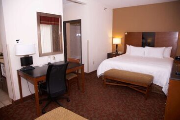 هتل Hampton Inn And Suites Hobbs