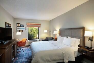 هتل Hampton Inn Houston/humble Airport Area, Tx