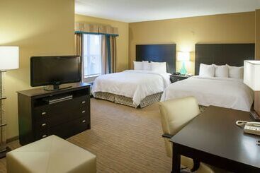 فندق Hampton Inn & Suites St. Petersburg/downtown