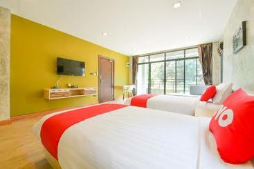 هتل Oyo 539 Loft By Busaba