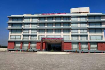 Отель Vits The Somnath Gateway