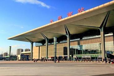 هتل 7days Inn Taiyuan South Railway Station Branch