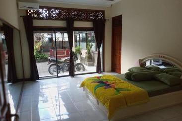 پانسیون Dewas Bali