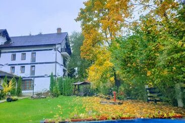 پانسیون Casa Octavian
