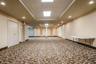 فندق Surestay Plus By Best Western Corydon