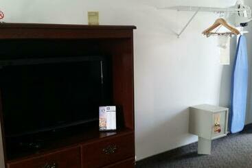 هتل Knights Inn Sandusky