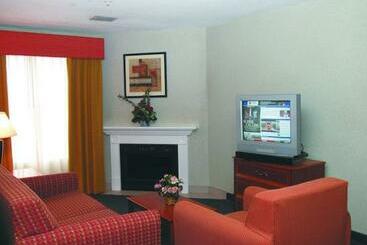 هتل Staybridge Suites Houston Nw  Willowbrook, An Ihg
