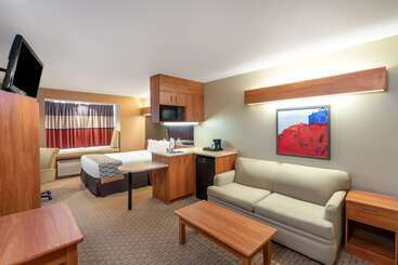 Microtel Inn & Suites