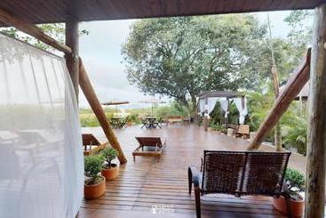 پانسیون Pousada Villa Verde   Frente Para A Praia Do Farol