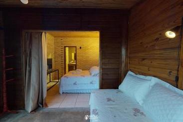 پانسیون Pousada Villa Verde   Frente Para A Praia Do Farol