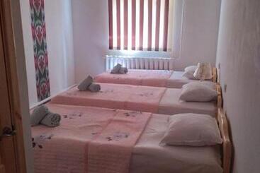 ベッドアンドブレックファースト Khiva Abdulla Guest House
