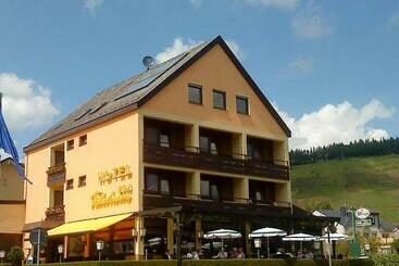 בית מלון כפרי Zum Fährturm