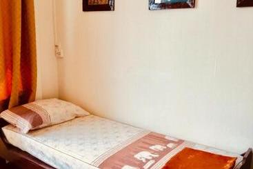 Suvarnabhumi Airport Yha Hostel