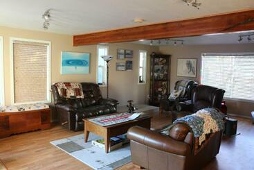 Sunshine House Bed And Breakfast