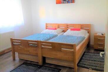 פנסיון Kristály Vendégház