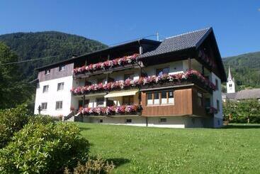 膳宿费 Gästehaus Hubertus