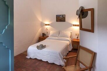 تختخواب و صبحانه Posada Del Campanario