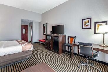 فندق Quality Inn & Suites