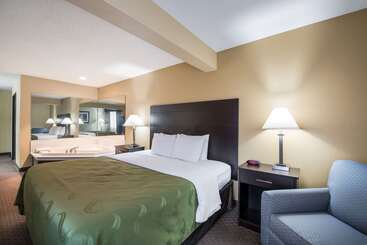 בית מלון כפרי Quality Inn & Suites
