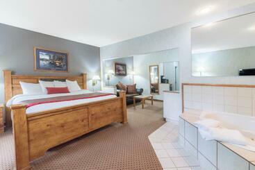 هتل Ramada Limited Bismarck