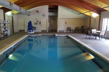 هتل Staybridge Suites South Springfield By Ihg