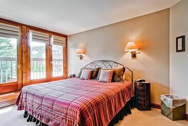 هتل Vail Spa Condominiums By East West Destination Hospitality