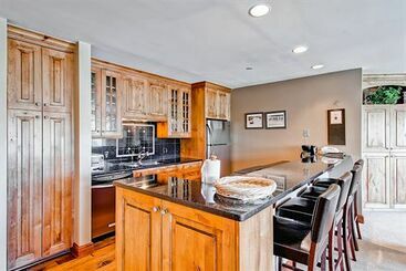 هتل Vail Spa Condominiums By East West Destination Hospitality