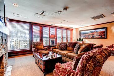 هتل Vail Spa Condominiums By East West Destination Hospitality