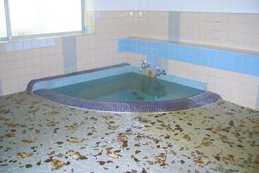 Рёкан Semi Onsen Kishirou