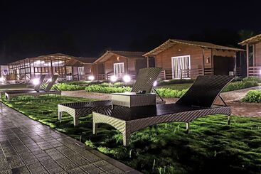 호텔 Lazy Bee Cottages Goa