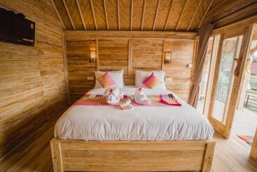 Bed and Breakfast Pi Karya Beach