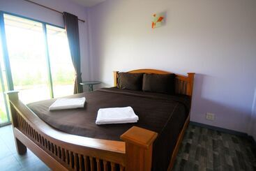 هتل Wangthong Beach Resort